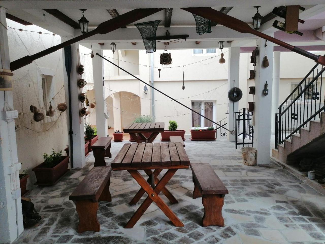 Apartments Bella Di Boka Tivat Exterior foto